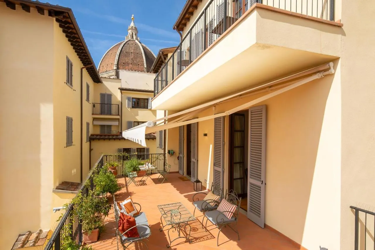 Trilogy 303 Terrace Spectacular Dome View Daire Floransa