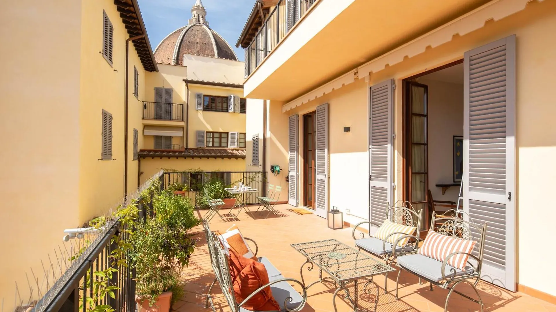 Trilogy 303 Terrace Spectacular Dome View Daire Floransa İtalya
